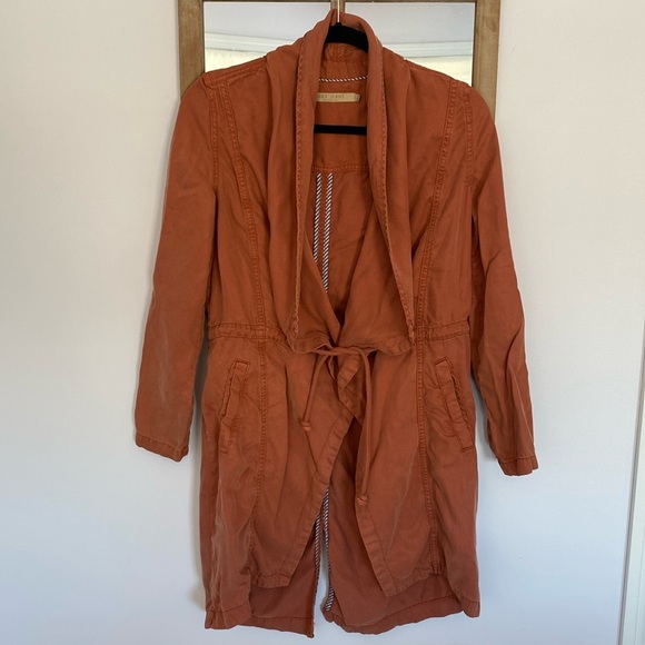 Jacket - Picture 2 of 6